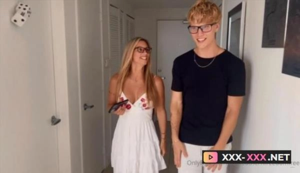 Lani Rails aka Hotsouthernfreedom1 - Young Boy For Hotwife, Youngest Cock In Her Life [FullHD 1080p] 1.29 GB